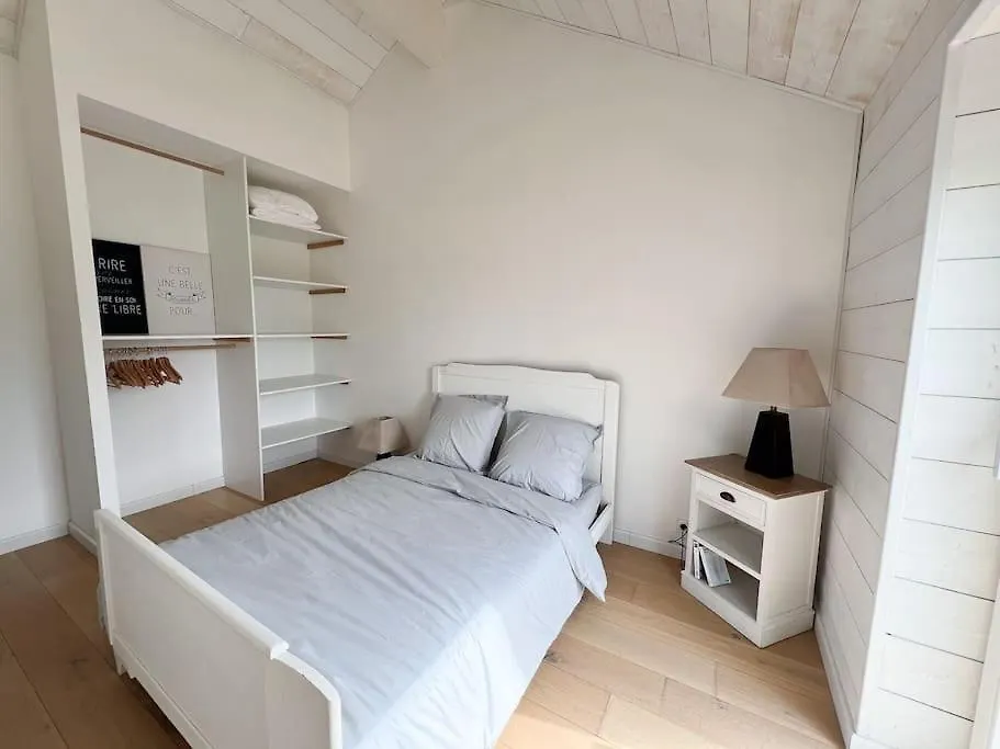 Jolie Maison De Vacances A 5 Mn A Pied Des Plages Landéda