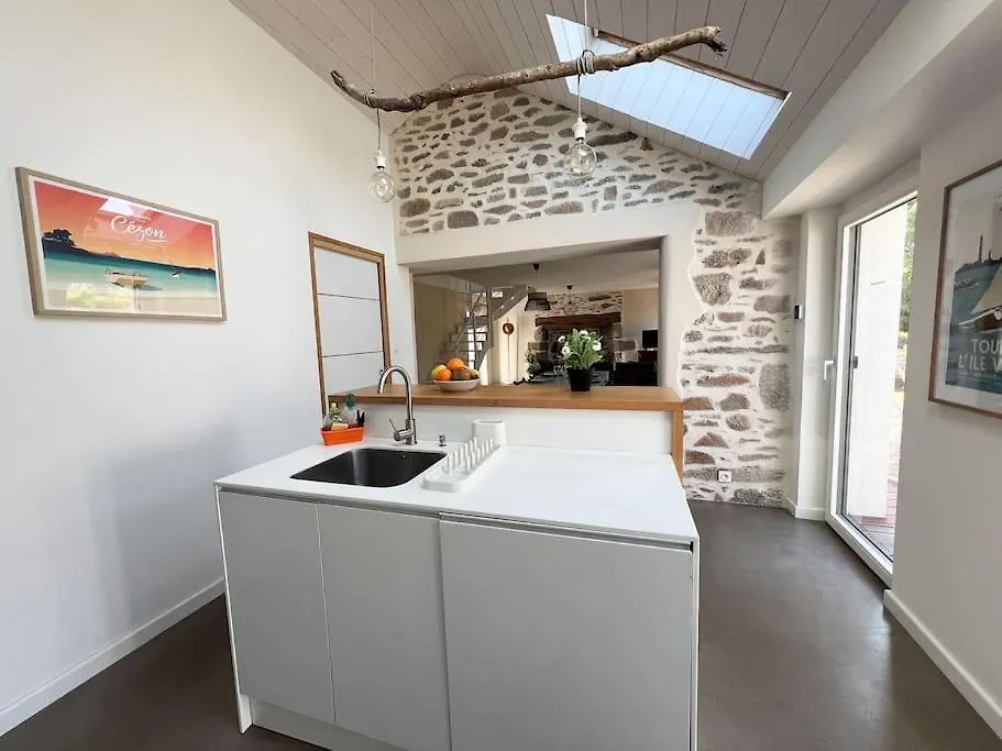 Jolie Maison De Vacances A 5 Mn A Pied Des Plages Landéda 0*,