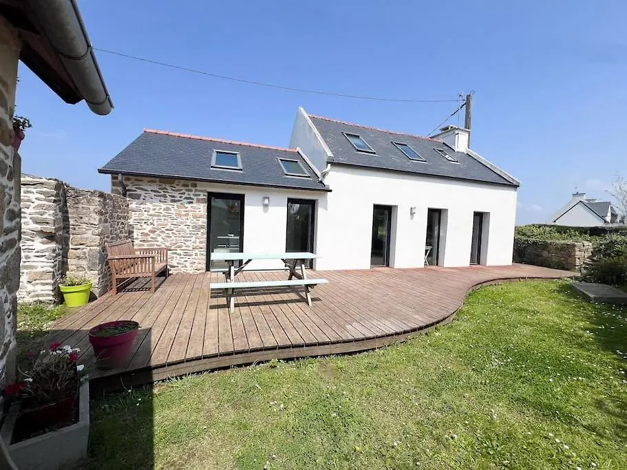 Jolie Maison De Vacances A 5 Mn A Pied Des Plages Landéda 0*,